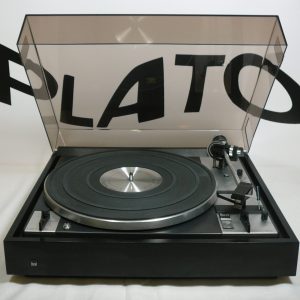 DUAL 601 turntable