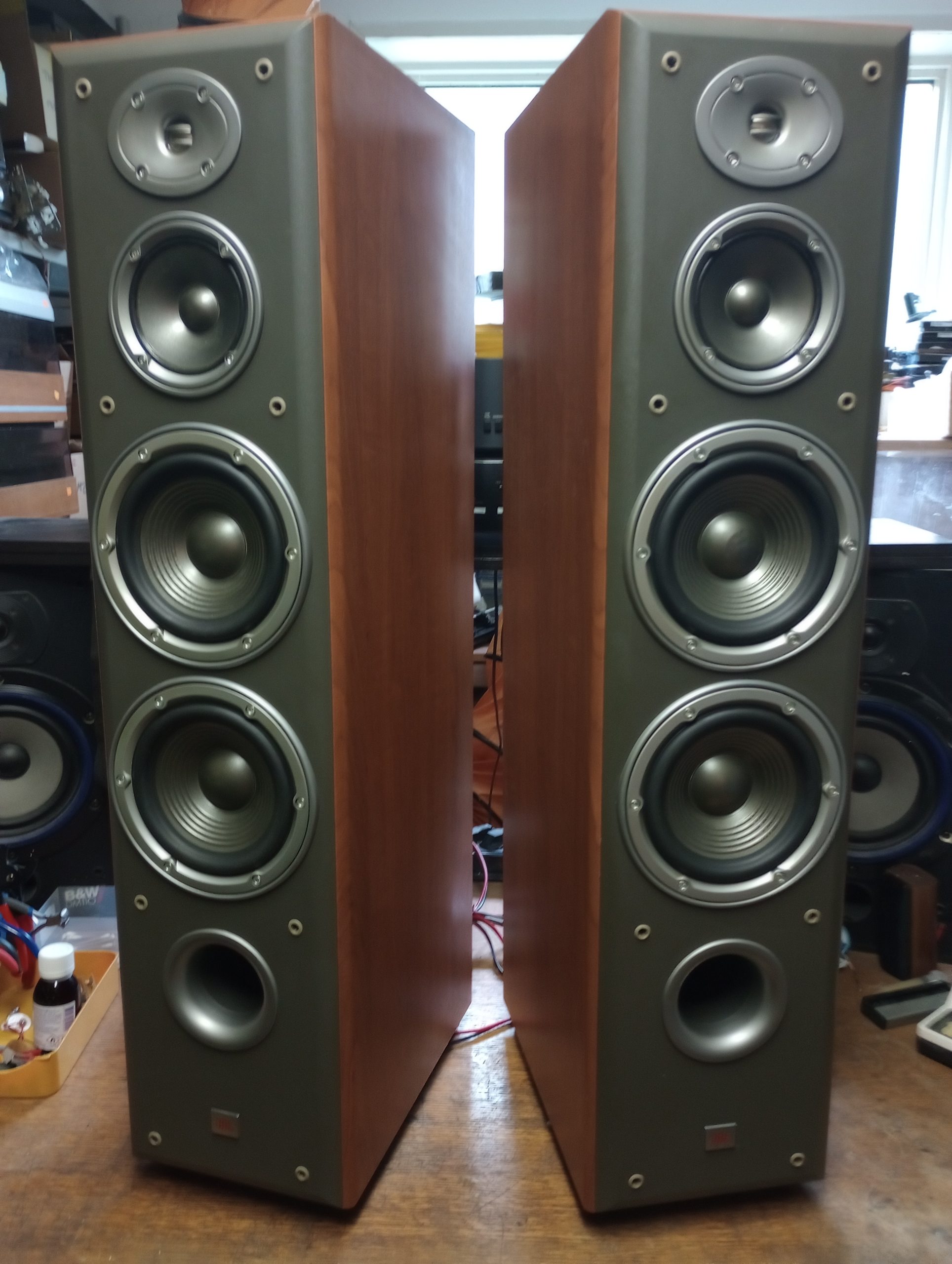 JBL E80 Speakers Plato Leiden