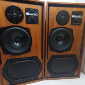 KEF model 104 aB